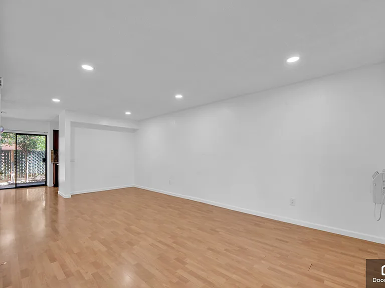 38627 Cherry Ln #47 — Photo 8