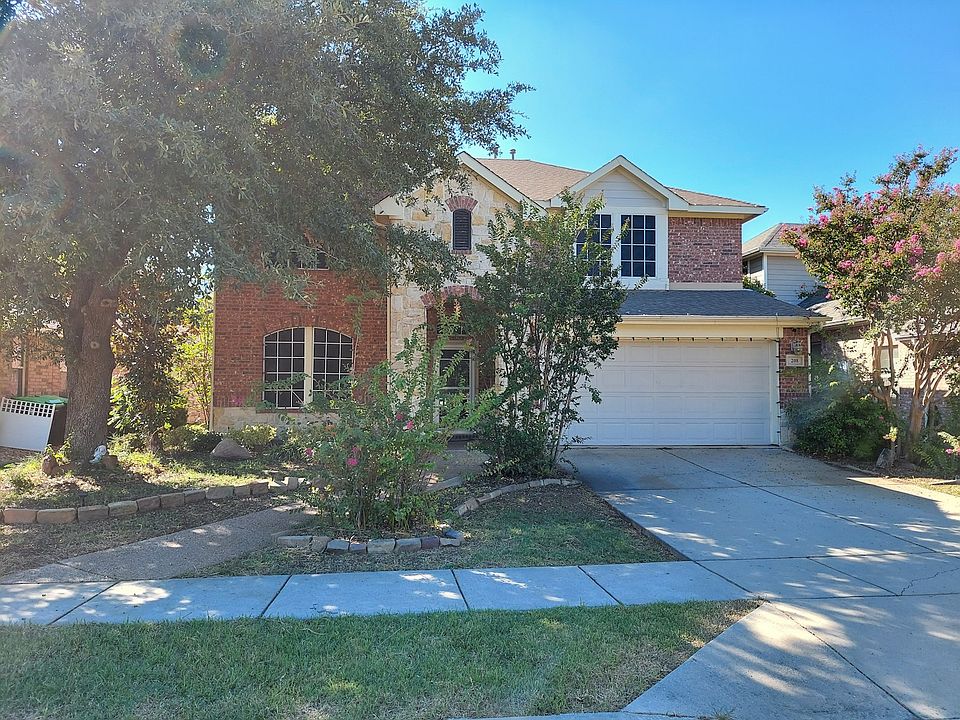 1st image of 208 Oriole Dr