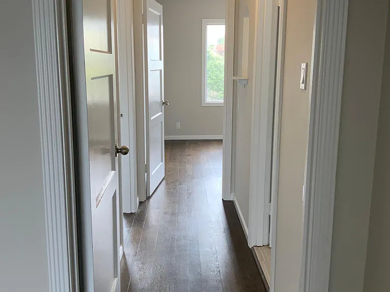 2929 Irving St — Photo 9