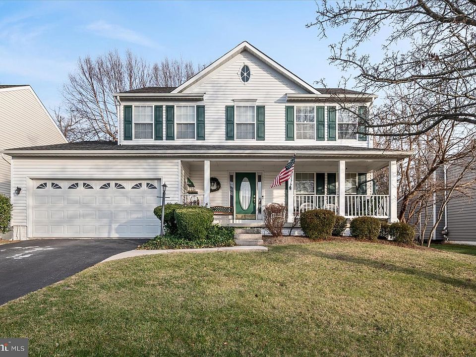 1st image of 20956 Hollyberry Ct