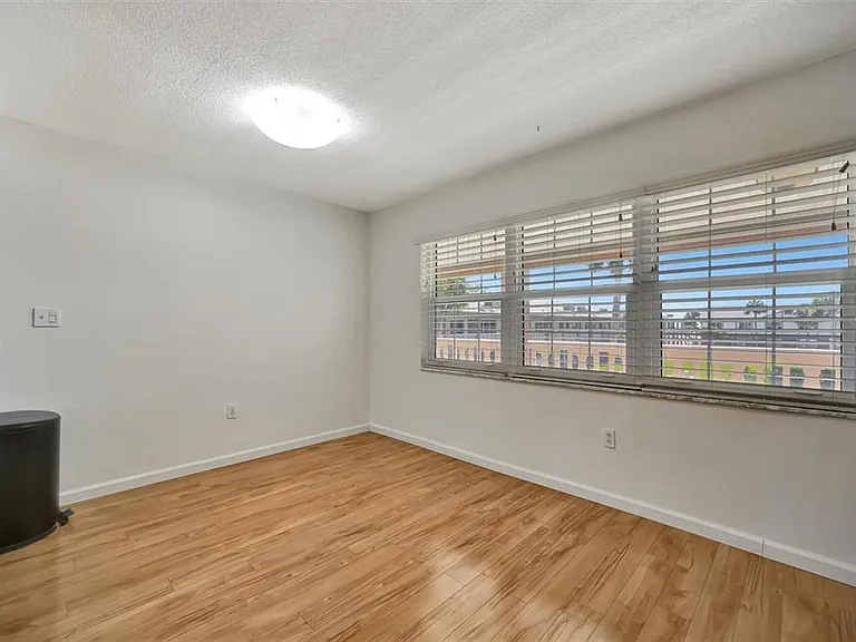 650 Pinellas Point Dr S #205 — Photo 6