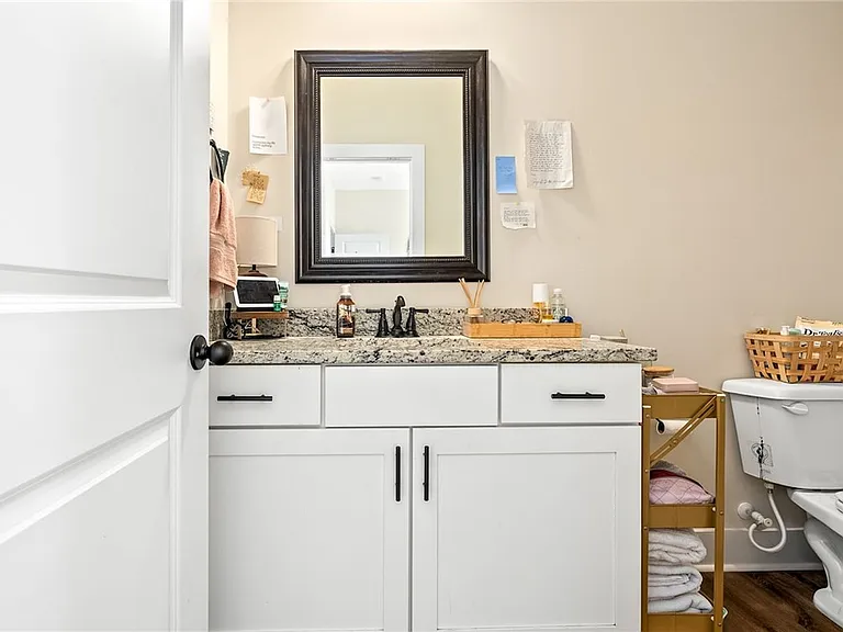 868 Twin Forks Ave #5 — Photo 16