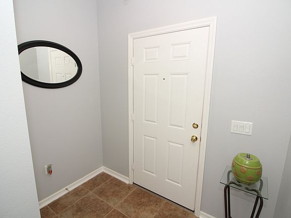 4th image of 206 Angel Trumpet Way