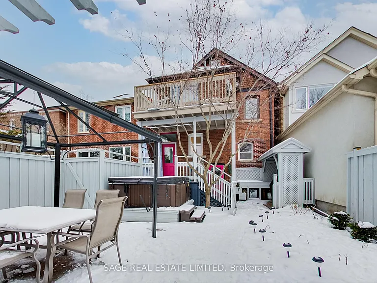 108 Beresford Ave — Photo 38
