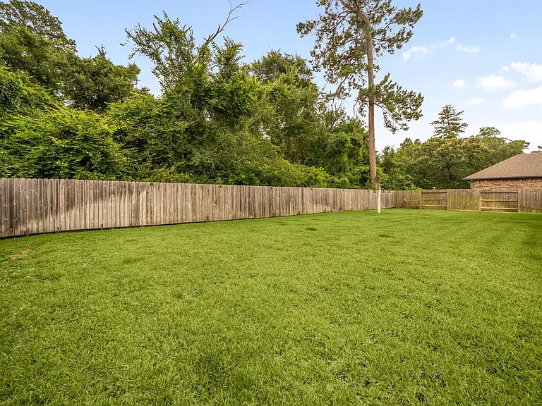 31214 Raleigh Creek Dr — Photo 26
