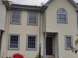 1935 Deer Path Rd, Harrisburg, PA 17110