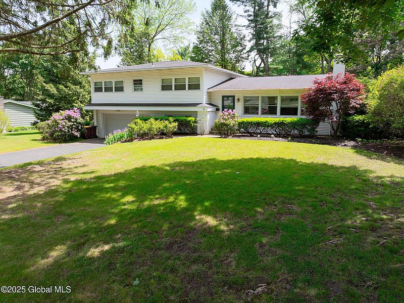 3rd image of 3 Paul Holly Drive