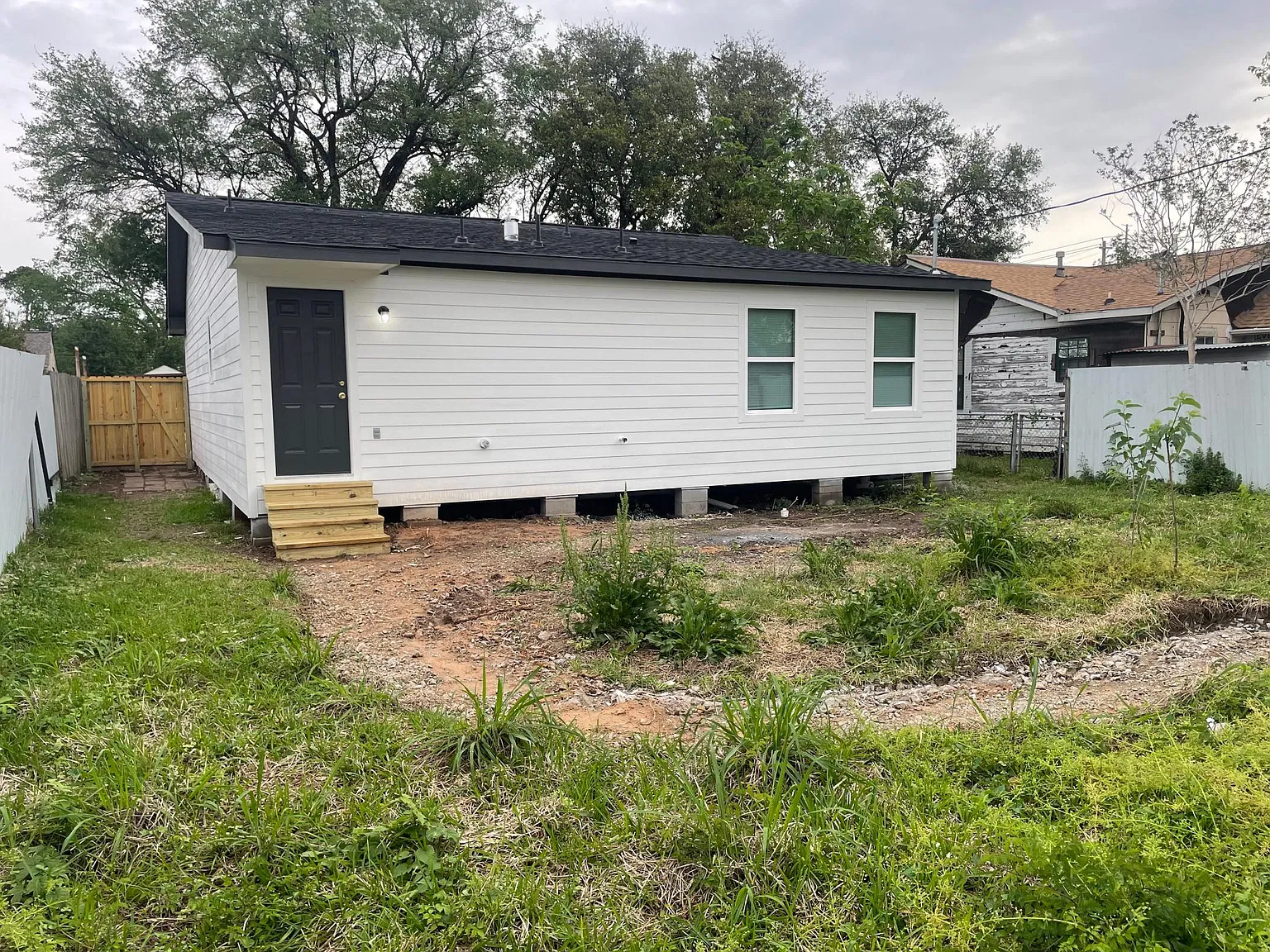 4 bed, 1406 sqft, $1,695 — Photo 3