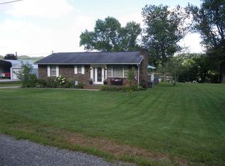 246 County Road 9, Crown City, OH 45623