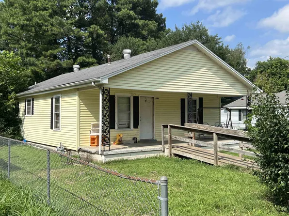 1818 Schaffer St, Dyersburg, TN 38024