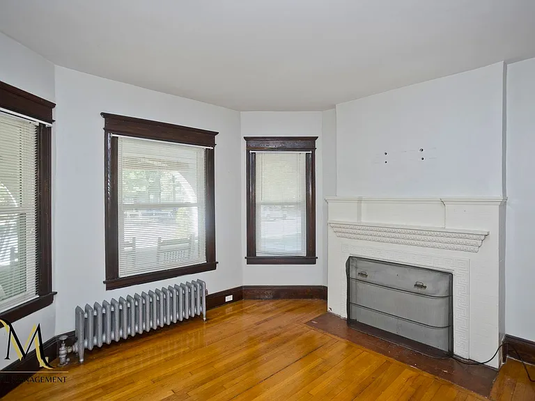 286 Sumner Ave — Photo 8