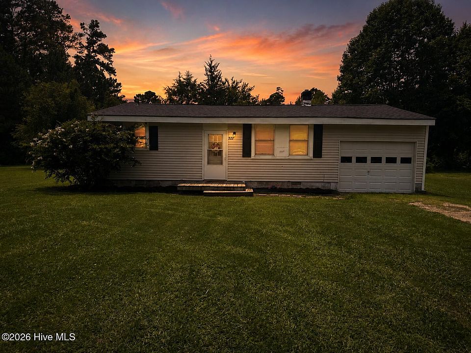 1st image of 422 Pineview Drive