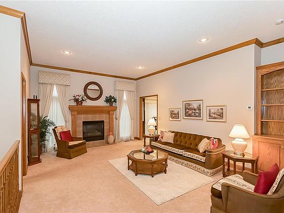 3rd image of 4508 Heintz Ave