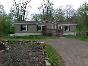 1st image of 49 Oaks Ln