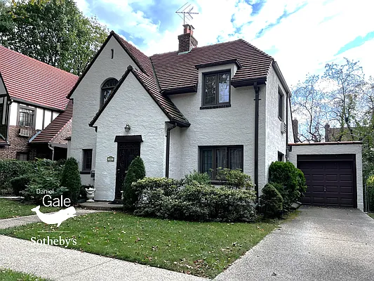 Rented by Daniel Gale Sotheby's International Realty | media 2