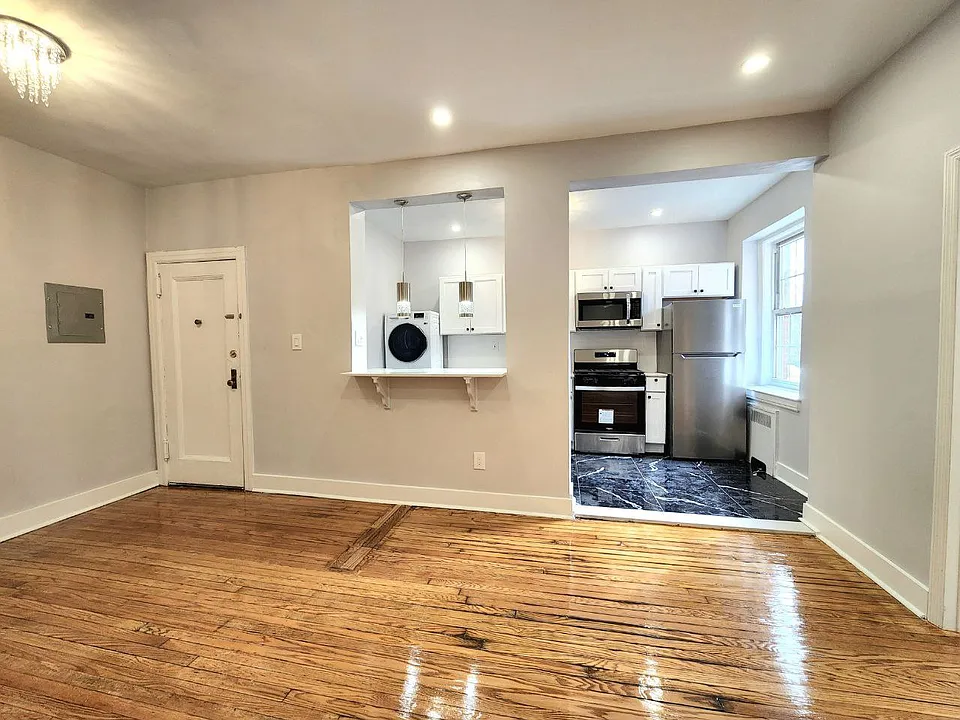 17 Dewitt Rd #10G