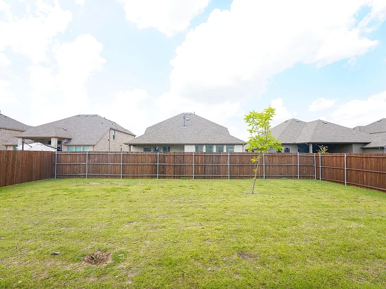 3324 Wildwood Dr — Photo 33