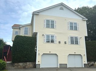 12 Paul Revere Path, Hopkinton, MA 01748