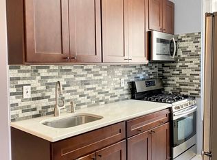 32-53 43rd St #2, Astoria, NY 11103