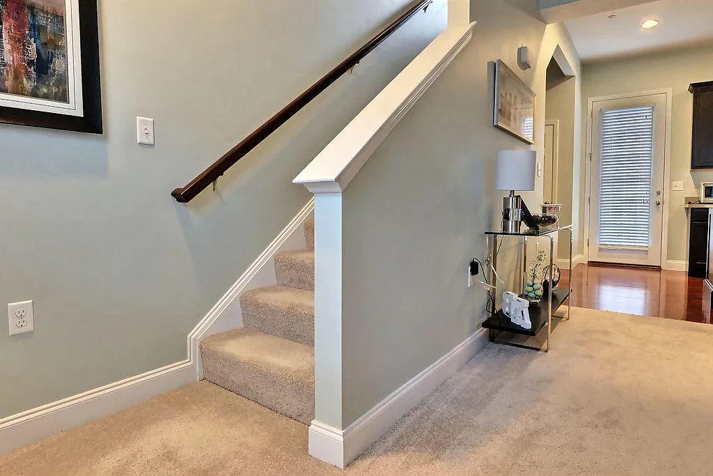 133 Rutledge Aly — Photo 4