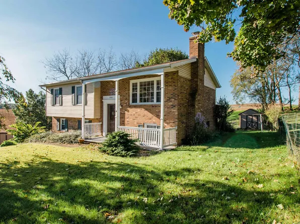 5501 Glade View Dr, Bridgewater, VA 22812