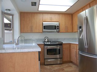 623 W Point O Woods Dr, Azusa, CA 91702