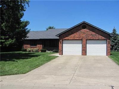3626 Country Walk Cir, Indianapolis, IN, 46227