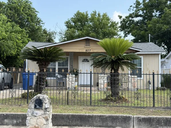 807 Kendalia, San Antonio, TX 78221