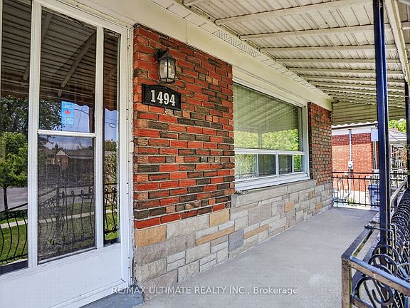 5th image of 1494 Danforth Rd