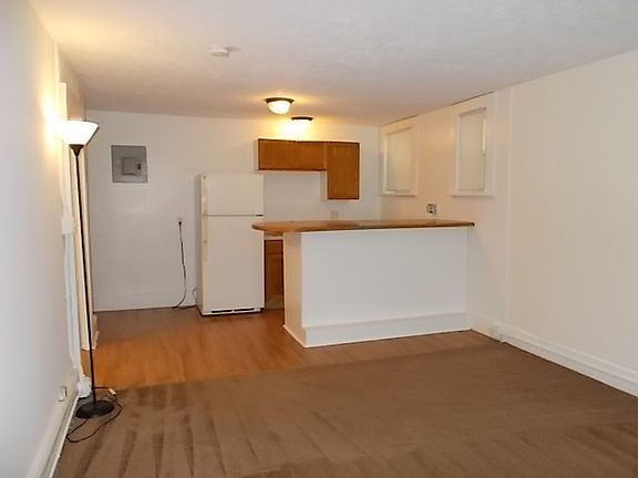 3rd image of 11617 Franklin Blvd APT 1A