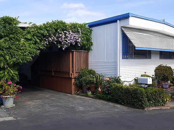 3rd image of 3015 E Bayshore Rd Spc 126