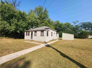 114 E Mechanics St, Muscoda, WI 53573