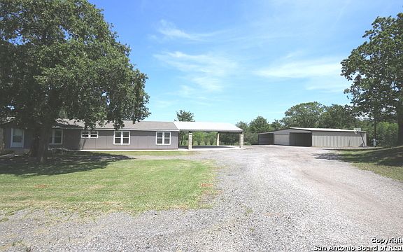 3rd image of 425 SE Main St