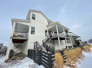 8927 Ramblestone St, Highlands Ranch, CO 80129