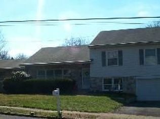 1024 Sherman Ave, Huntingdon Valley, PA 19006