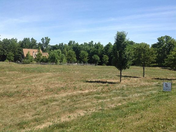 2nd image of Riverbirch Dr