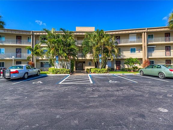 2nd image of 2264 Winkler Ave APT 214