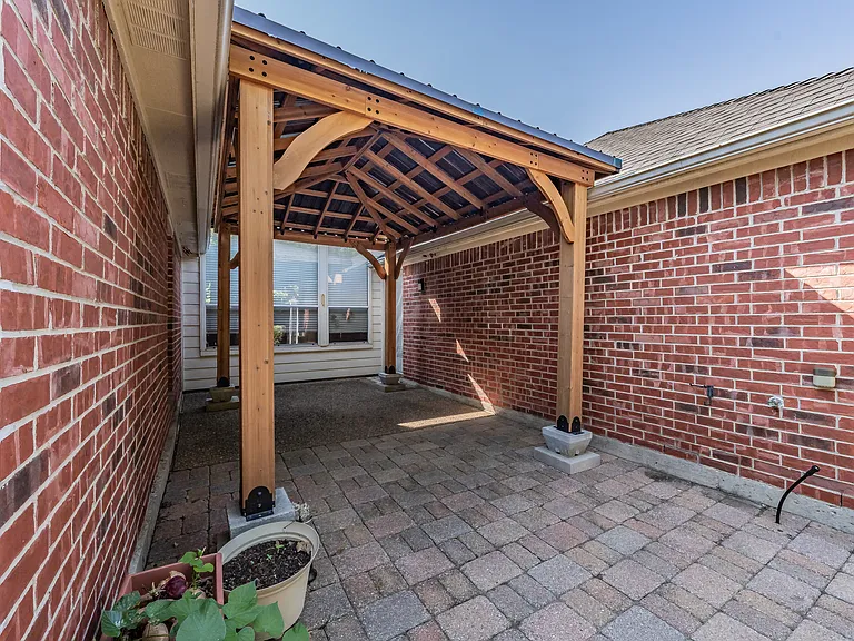 4633 Baldwin Ln — Photo 37
