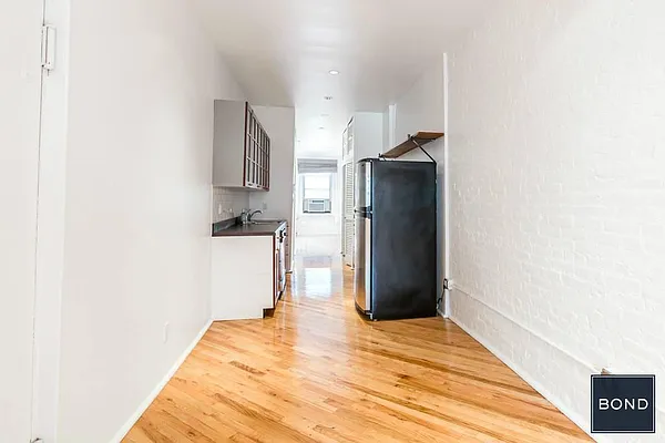 Rented by Bond New York | media 26