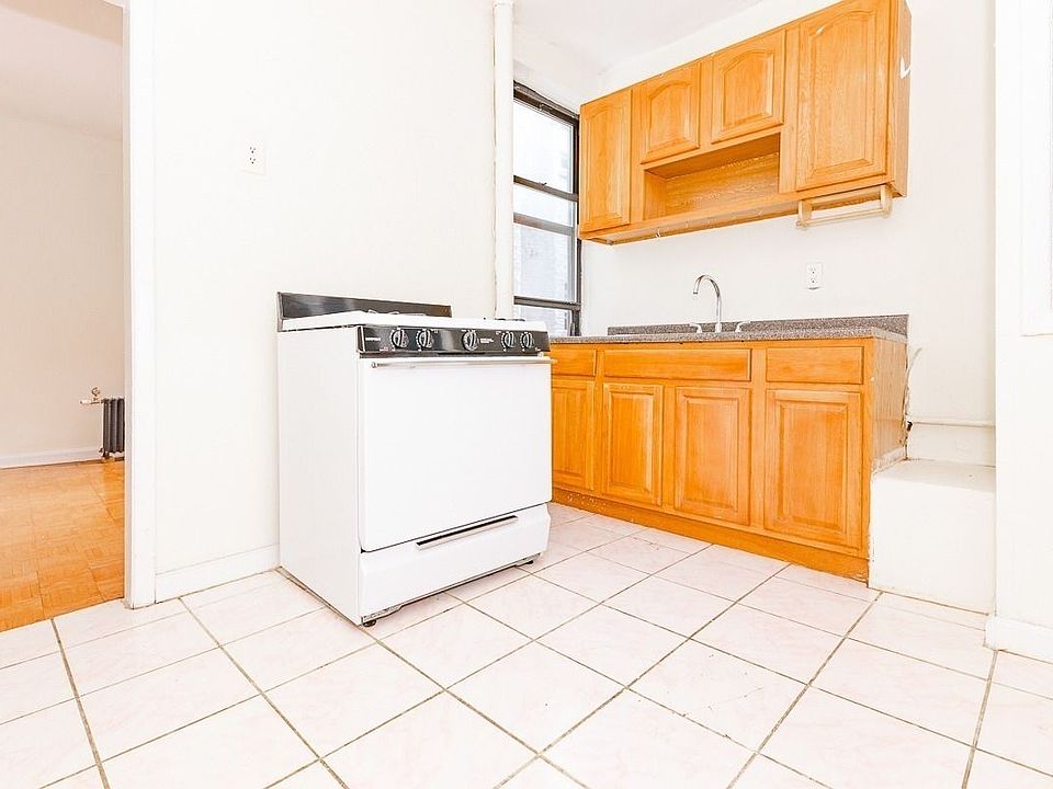 1st image of 601 Park Pl #2A