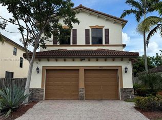 9227 SW 227th Ter, Cutler Bay, FL 33190