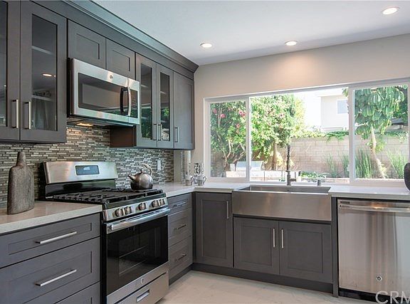 5th image of 15182 Chalon Cir