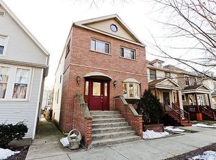 6059 N Hermitage Ave, Chicago, IL 60660