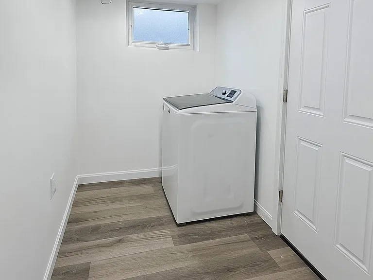 113 Yoakum Ave — Photo 6
