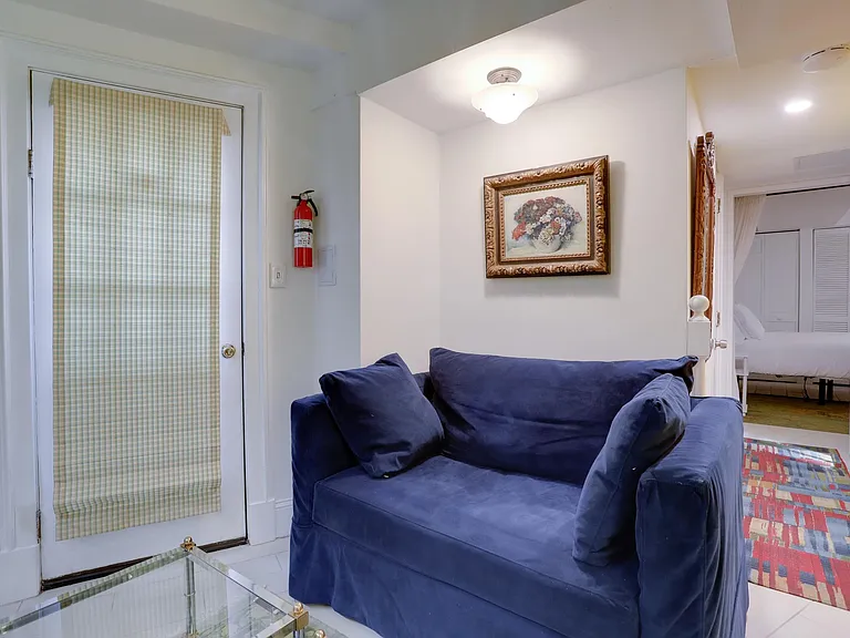1732 21st St NW #B — Photo 4