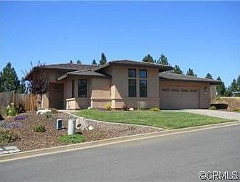 2nd image of 118 Emerald Ln