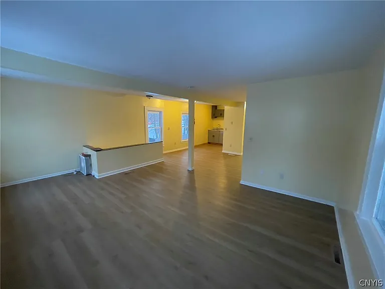 318 Kellog St — Photo 8