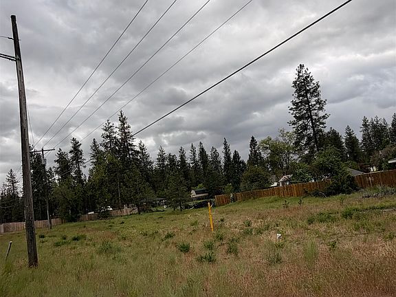 4th image of W Seven Mile Rd