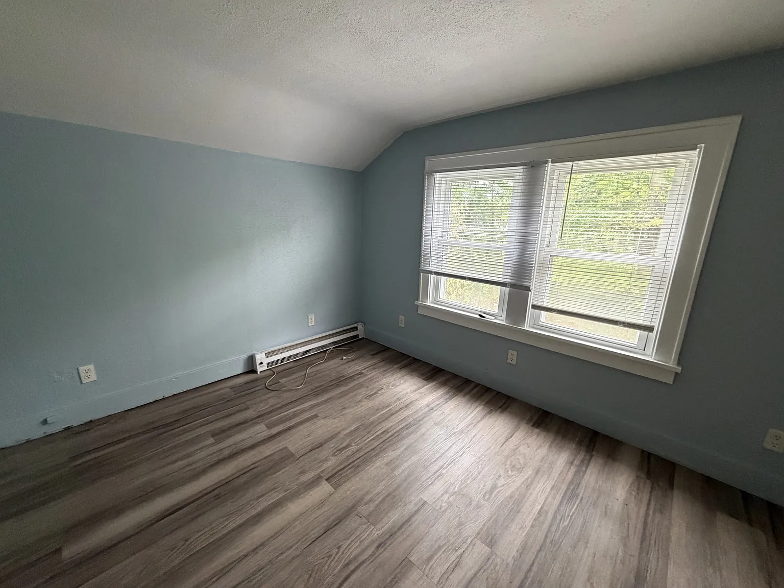 1 bed, $700 — Photo 2