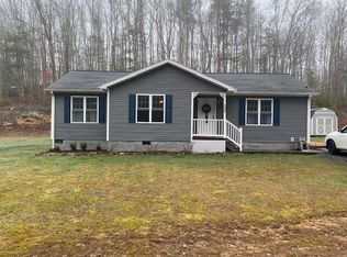 284 Adam St, Shady Spring, WV 25918
